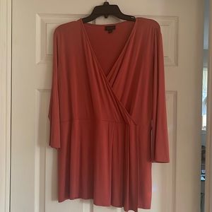 JJill vneck top with quarter length sleeves. Crossover with pleats.